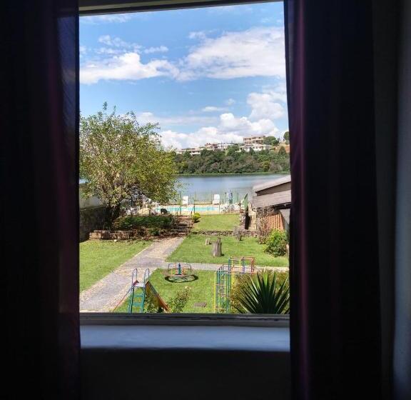 スタンダード４人部屋, Pousada Icaraí