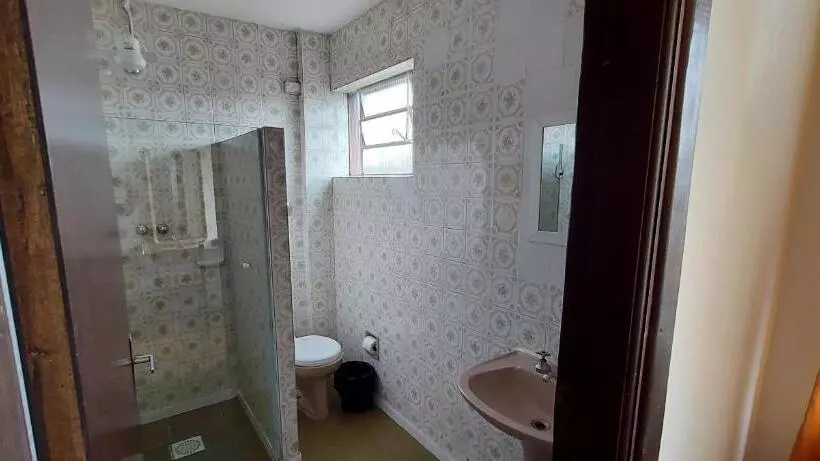 Superior Kolmen Hengen Huone, Pousada Icaraí