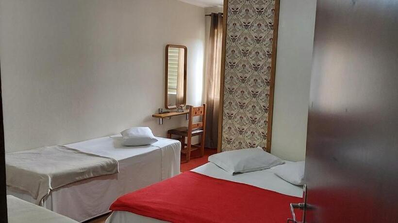 エコノミー４人部屋, Pousada Icaraí