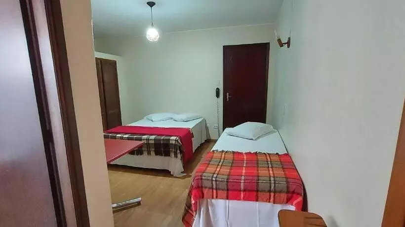 Economy Triple Room, Pousada Icaraí