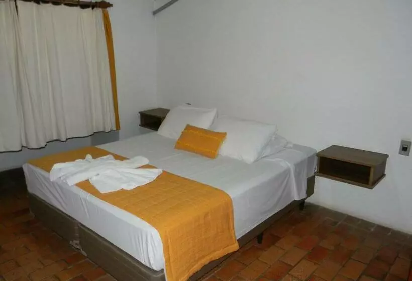 Standard Yhden Hengen Huone, Pousada Recanto Da Prainha