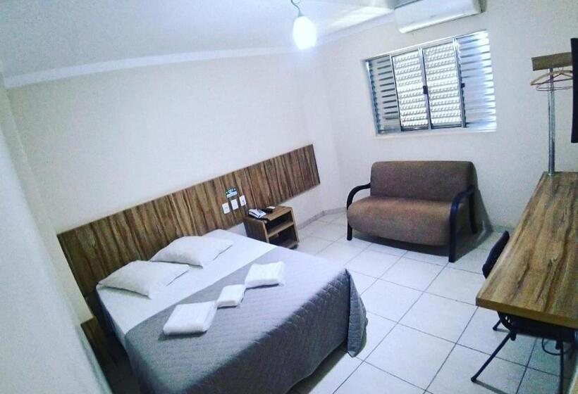 スタンダードルーム, Talismã