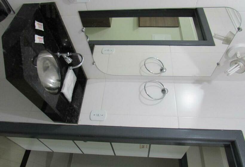 高级大房间, Tapajós Center