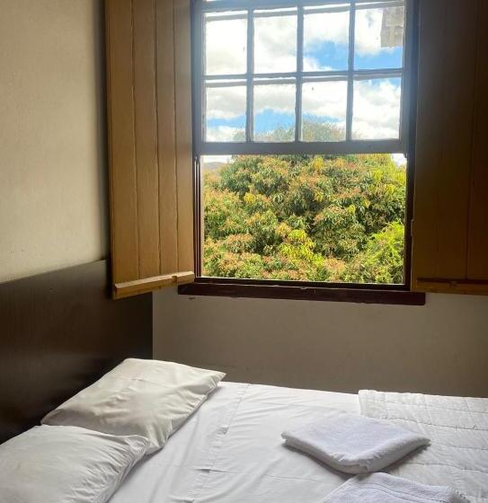 Номер Стандарт Трехместный, Brumas Ouro Preto Hostel E Pousada