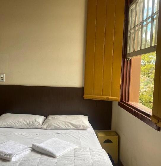 Номер Стандарт Трехместный, Brumas Ouro Preto Hostel E Pousada