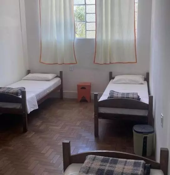 スタンダード４人部屋, Brumas Ouro Preto Hostel E Pousada