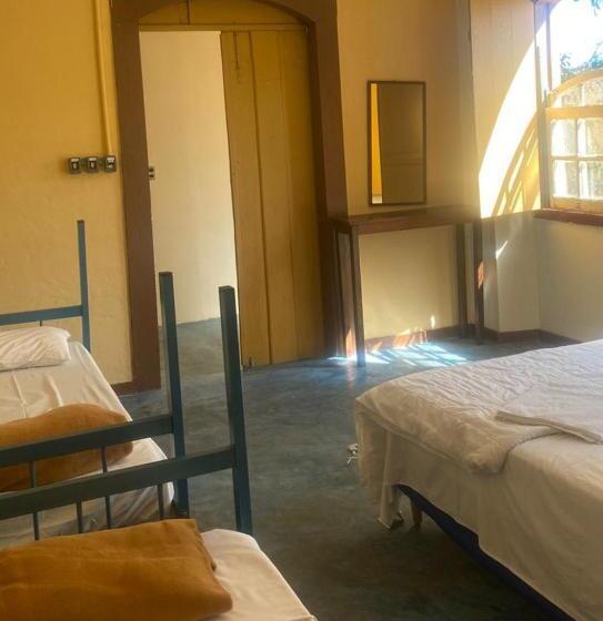 Четырехместный Номер Классик, Brumas Ouro Preto Hostel E Pousada