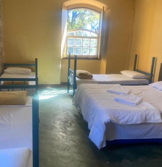 Четырехместный Номер Классик, Brumas Ouro Preto Hostel E Pousada