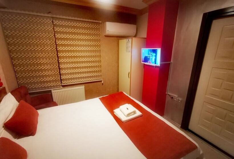 غرفة قياسية فردية, Ador Troia