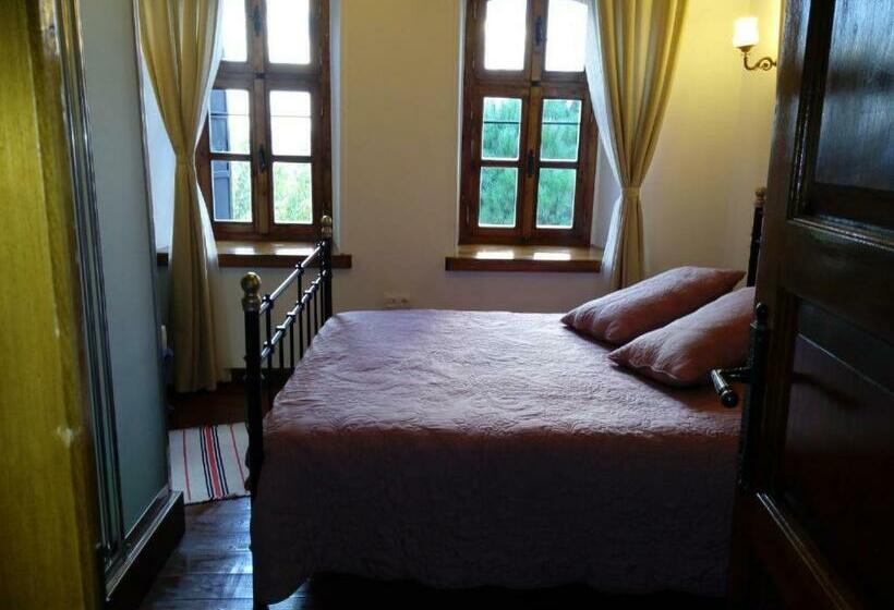 غرفة قياسية مطلّة علي الحديقة, Aristonicus Boutique