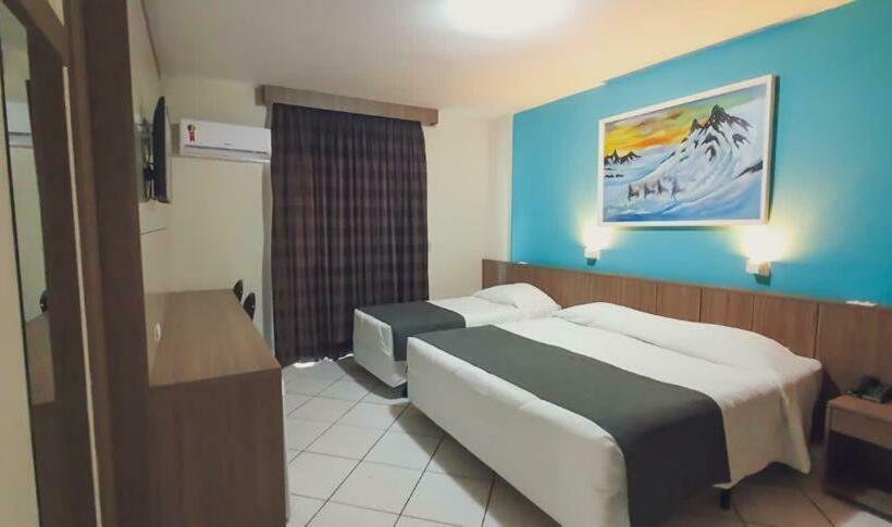 اتاق لوکس سه تخته, Das Americas