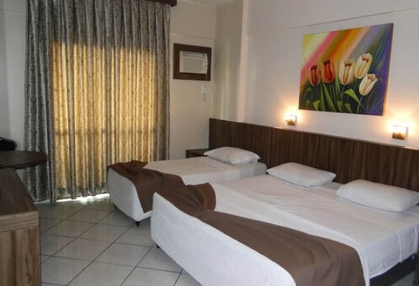 اتاق لوکس سه تخته, Das Americas