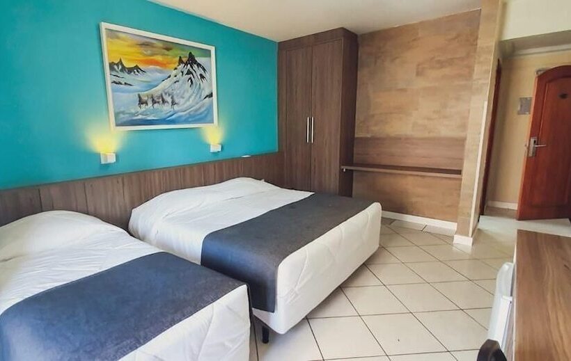 اتاق لوکس سه تخته, Das Americas