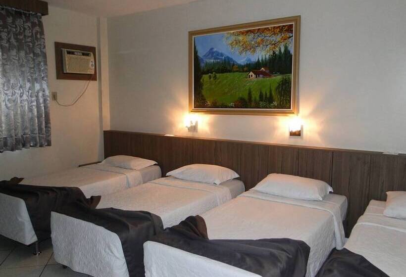 اتاق لوکس چهار تخته, Das Americas