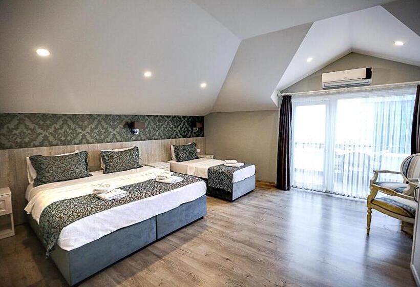 Triple Room Sea View, Doa Suite