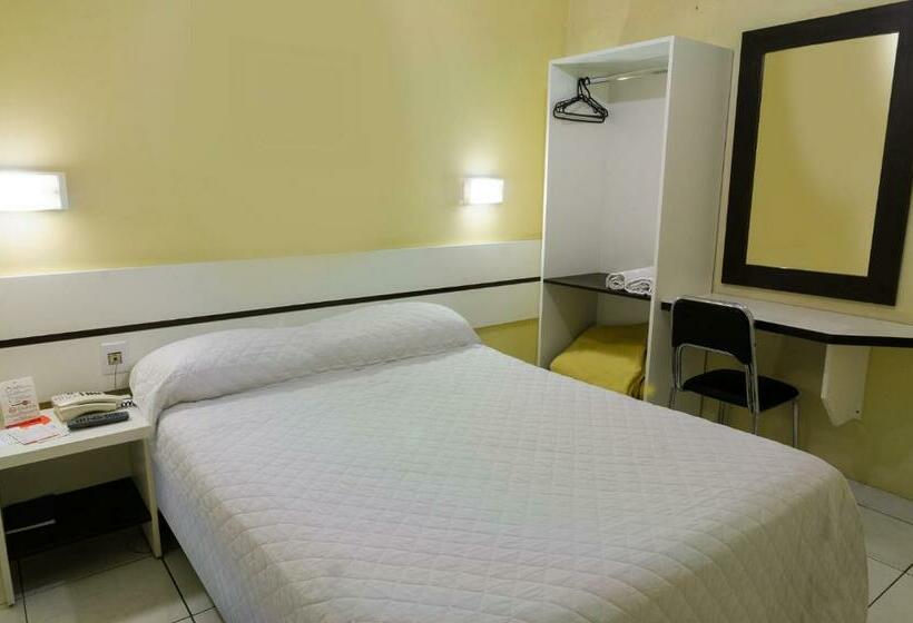 חדר דלוקס, Elevado