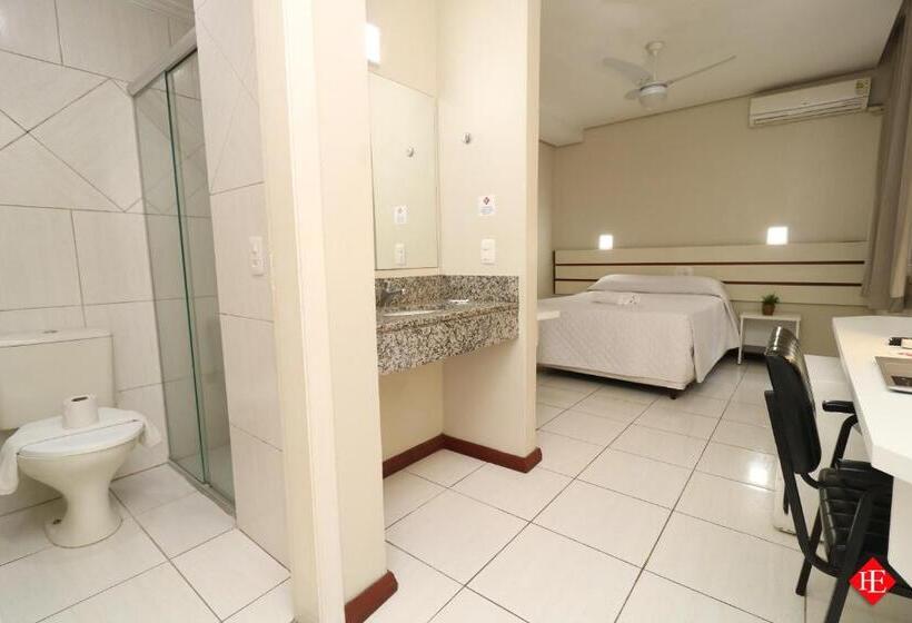 חדר דלוקס, Elevado