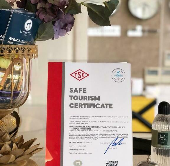 جناح عائلي, Hanzade Park