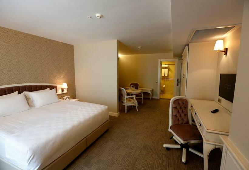 جناح عائلي, Hanzade Park