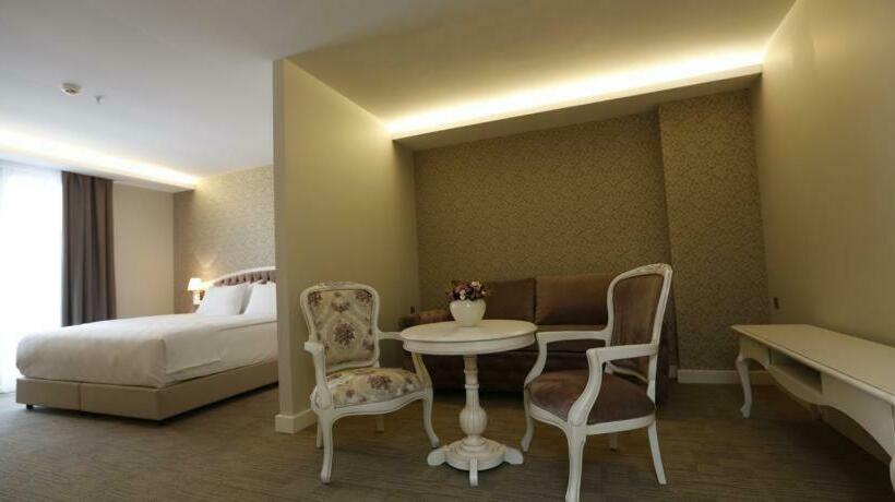 جناح عائلي, Hanzade Park