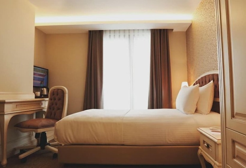 غرفة قياسية فردية مطلة علي البحر, Hanzade Park