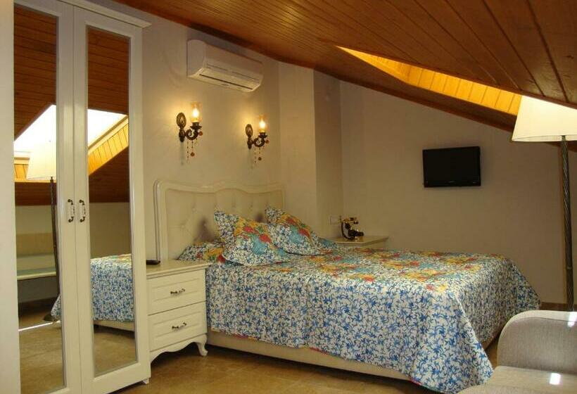 غرفة قياسية, Konak Tuncel Efe