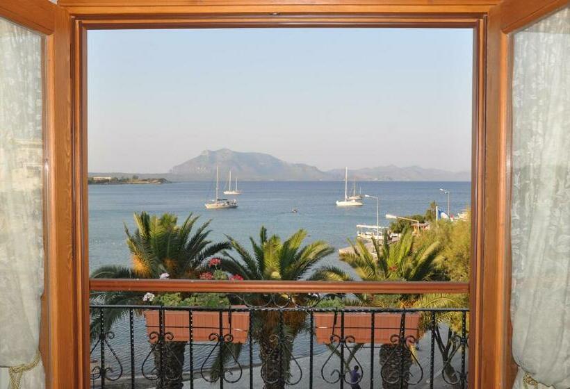 غرفة ديلوكس مطلّة علي البحر, Konak Tuncel Efe