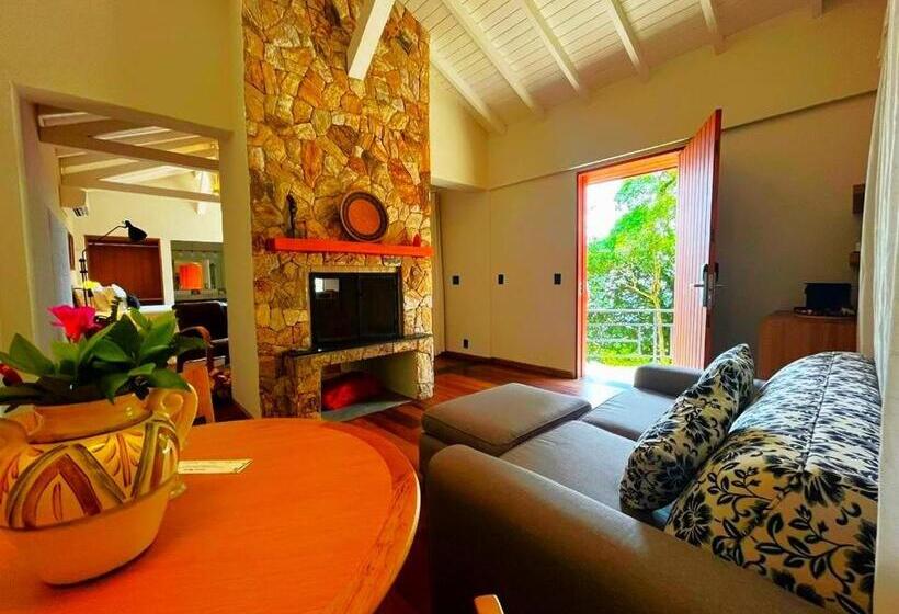 Люкс с Бассейном, Kuriuwa