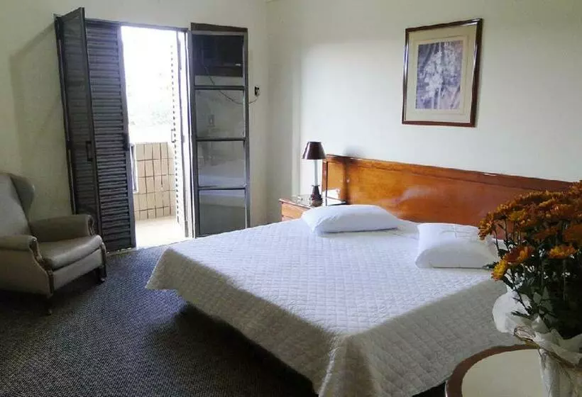 Chambre Deluxe Individuelle, Lopes Caxambu