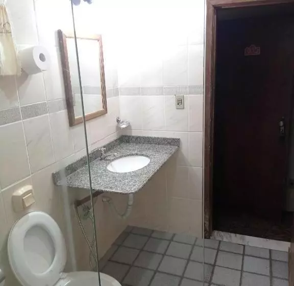 Standard Kolmen Hengen Huone, Montanhas De Minas