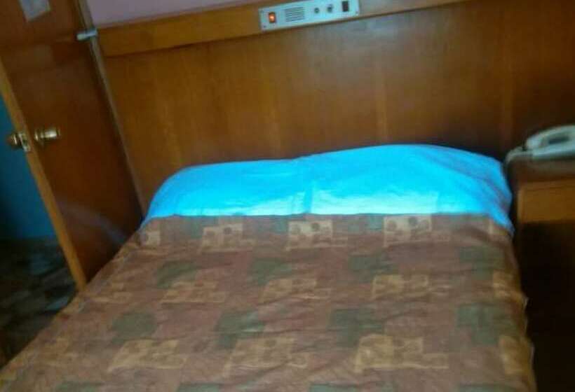 اتاق استاندارد یک نفره, Padova