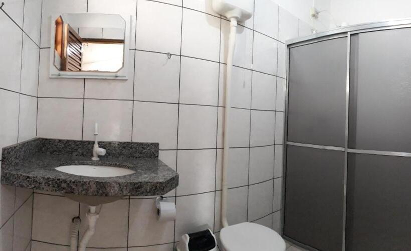 חדר סטנדרט יחיד, Pousada Jubaia