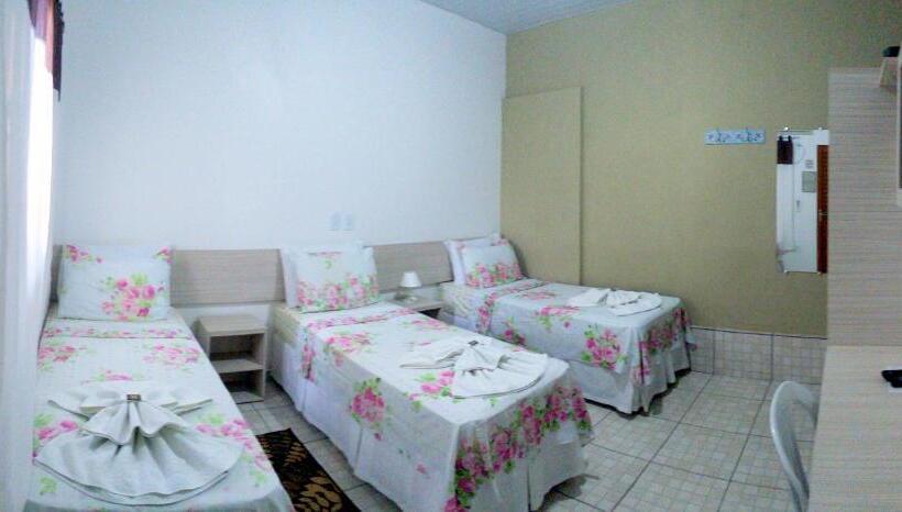 חדר דלוקס לשלושה, Pousada Jubaia