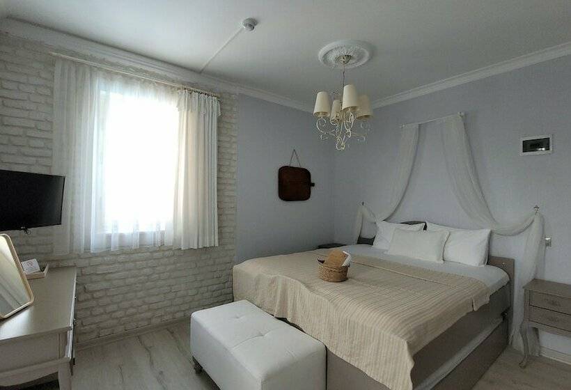 Семейный Номер, Karamela Otel