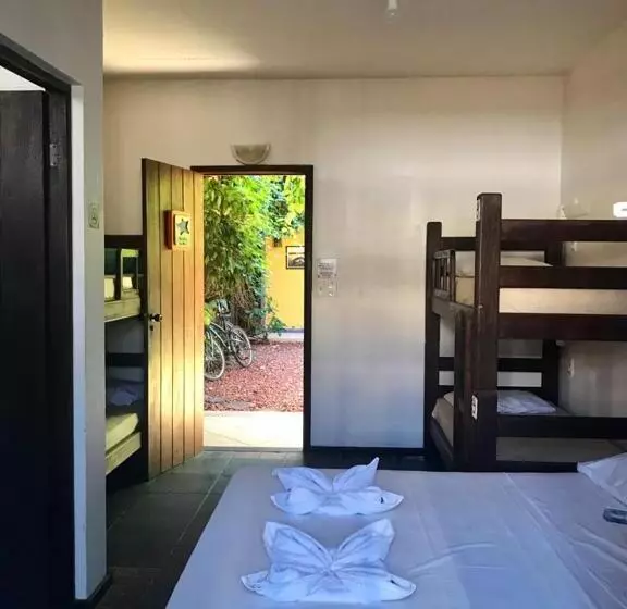 ファミリールーム, Praia Do Forte Hostel
