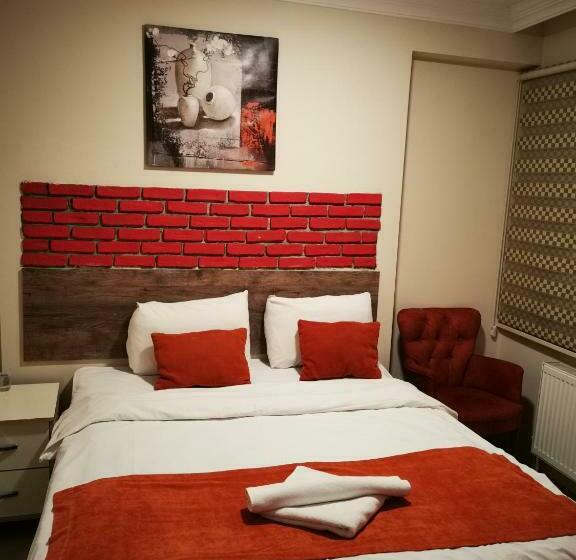 غرفة قياسية فردية, Ador Troia