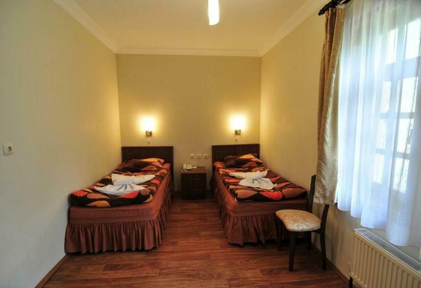 חדר סטנדרט, Hittite Houses