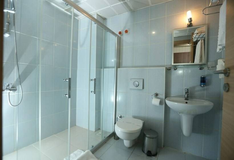 اتاق استاندارد یک نفره, Gun Otel