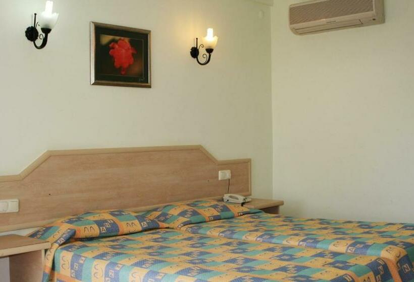 اتاق استاندارد, Ant Apart