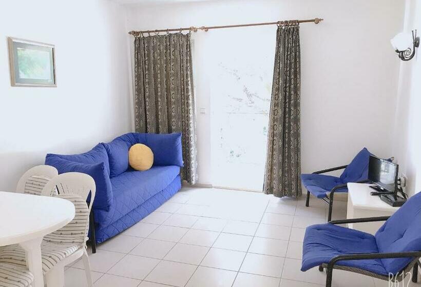 آپارتمان 1 خوابه, Ant Apart