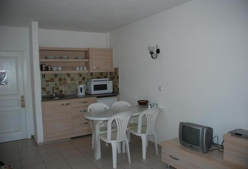 آپارتمان سوپریور 1 خوابه, Ant Apart