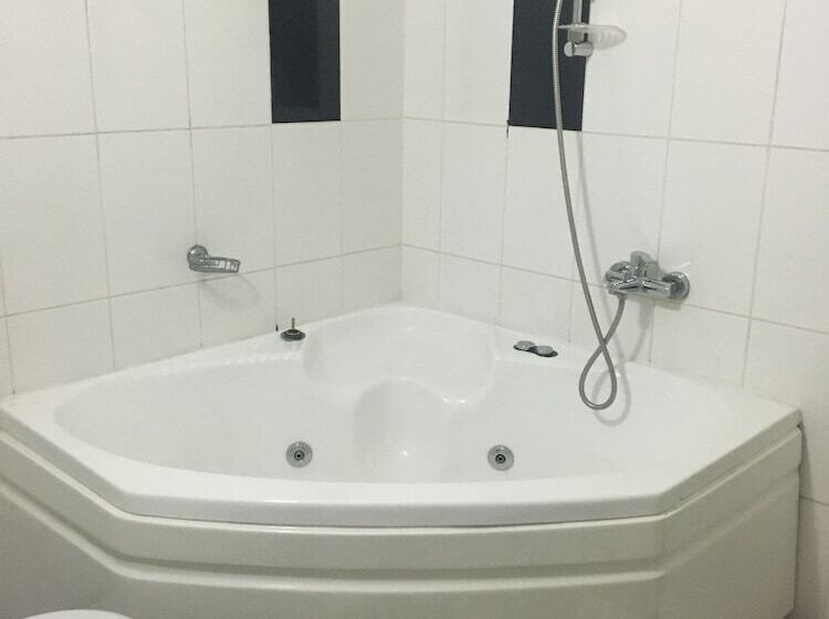 اتاق استاندارد, Bordo