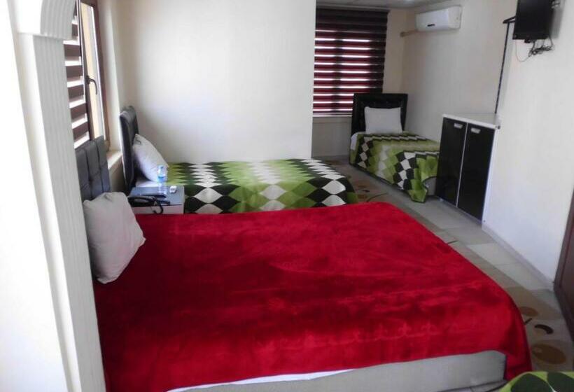 Номер Стандарт Трехместный, Kaya