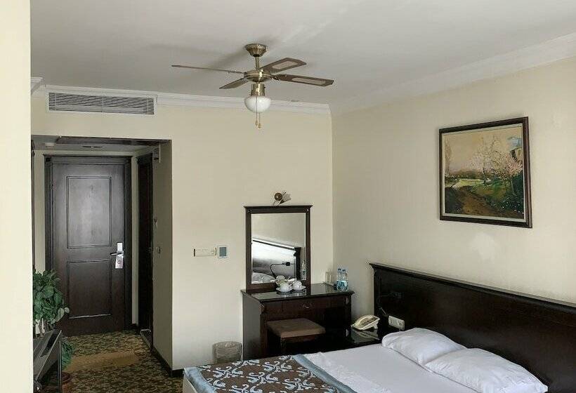 Номер Стандарт, Omur