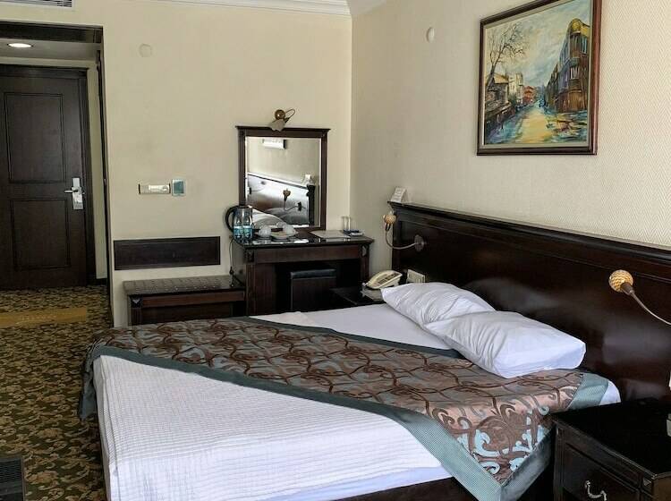 Номер Стандарт, Omur