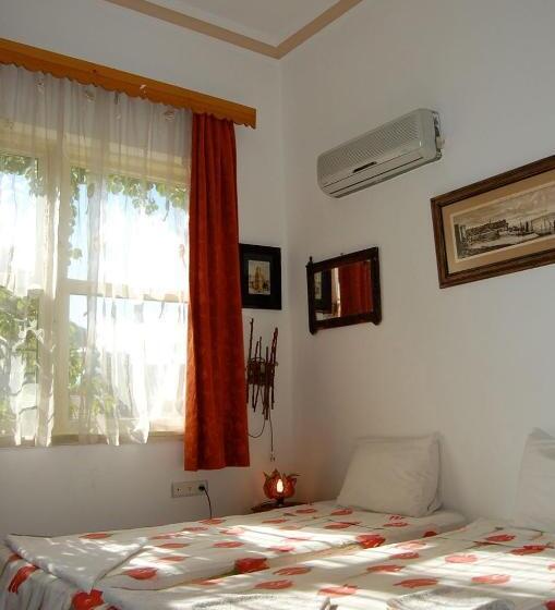 سوییت, Villa Tulipan