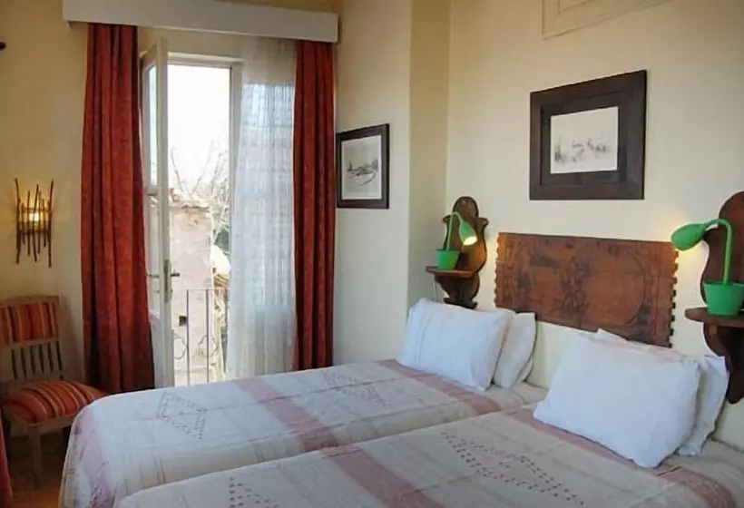 سوییت با چشمانداز دریا, Villa Tulipan
