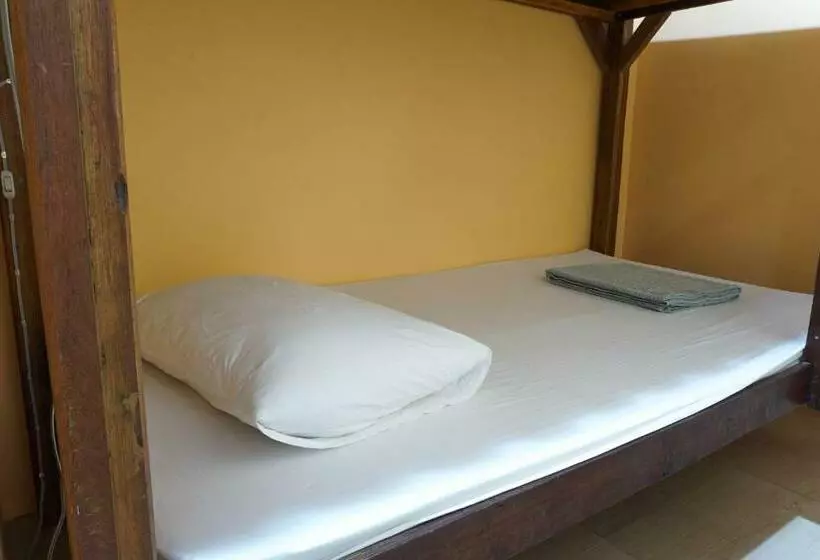 اتاق استاندارد با سرویس بهداشتی مشترک, Zleep63