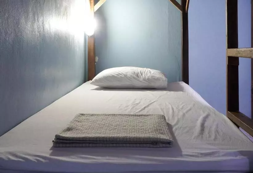اتاق استاندارد چهار تخته, Zleep63