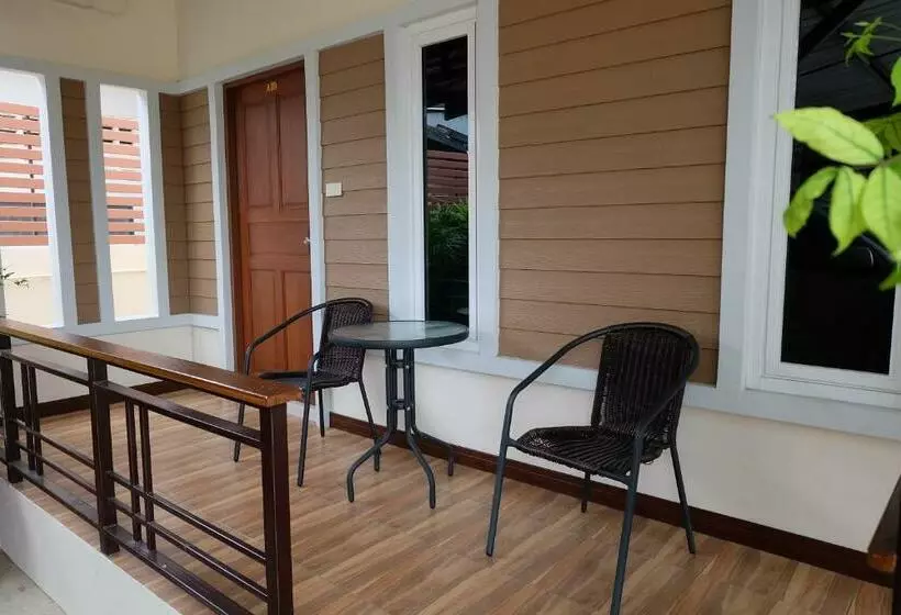 اتاق استاندارد, Baan Por Pla Resort